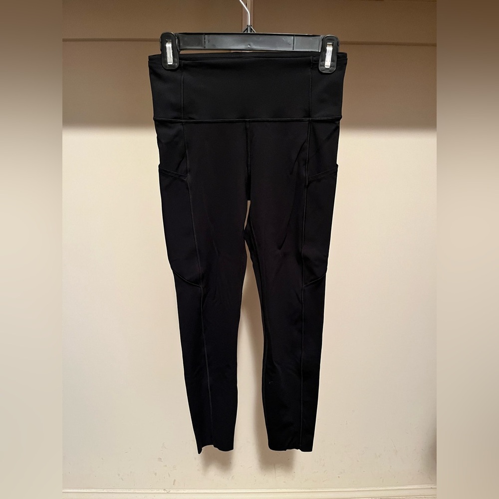 Lululemon Fast and Free Tights 25” - Picture 4 of 10